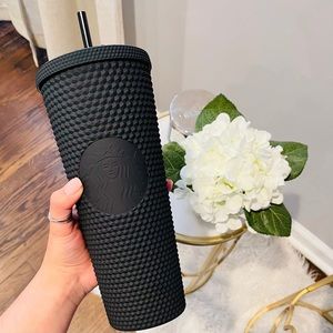 🌟 Starbucks Tumbler 🌟 Studded Black Matte